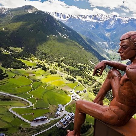 En El Corazon De Canillo, Junto Al Puente Tibetano Eksteriør billede